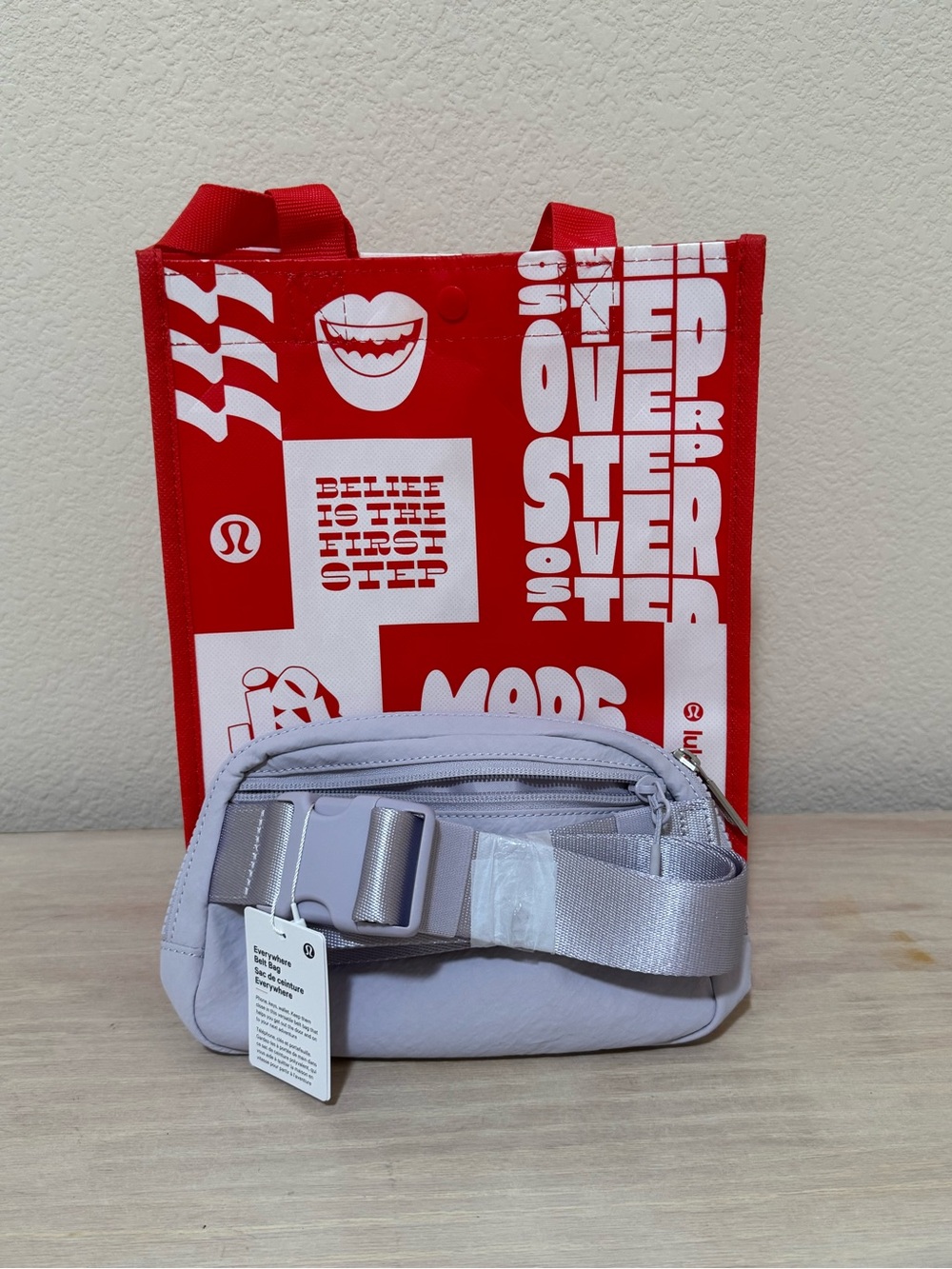 LuluLemon Everywhere Belt Bag - Lavender (NWT) - Picture 11 of 11